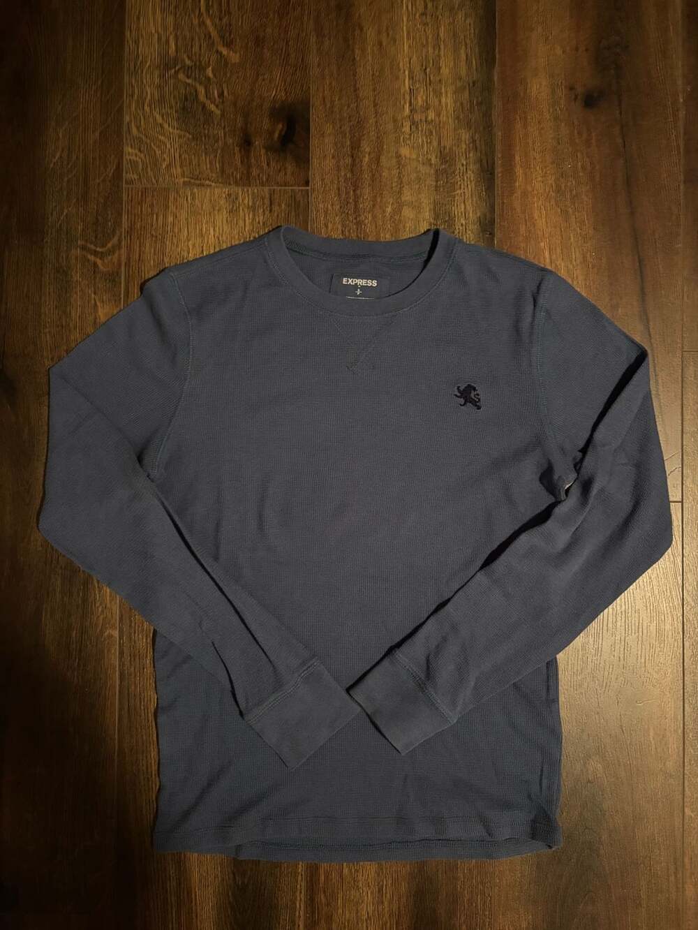 Express Long Sleeve Thermal Shirt Size S Blue Lion Logo Waffle Knit